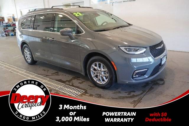 2022 Chrysler Pacifica Touring L — Minivan — 64,522 mi — Pleasent Hill, IA