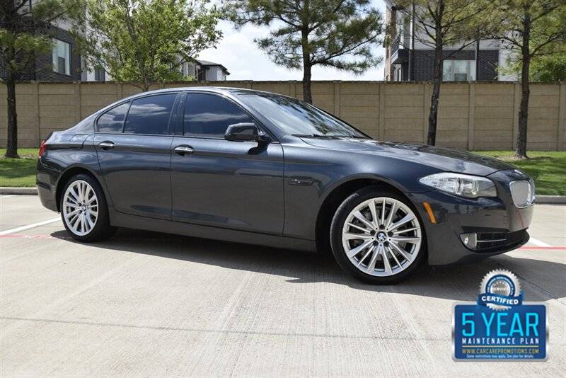 2011 BMW 5 Series 550i