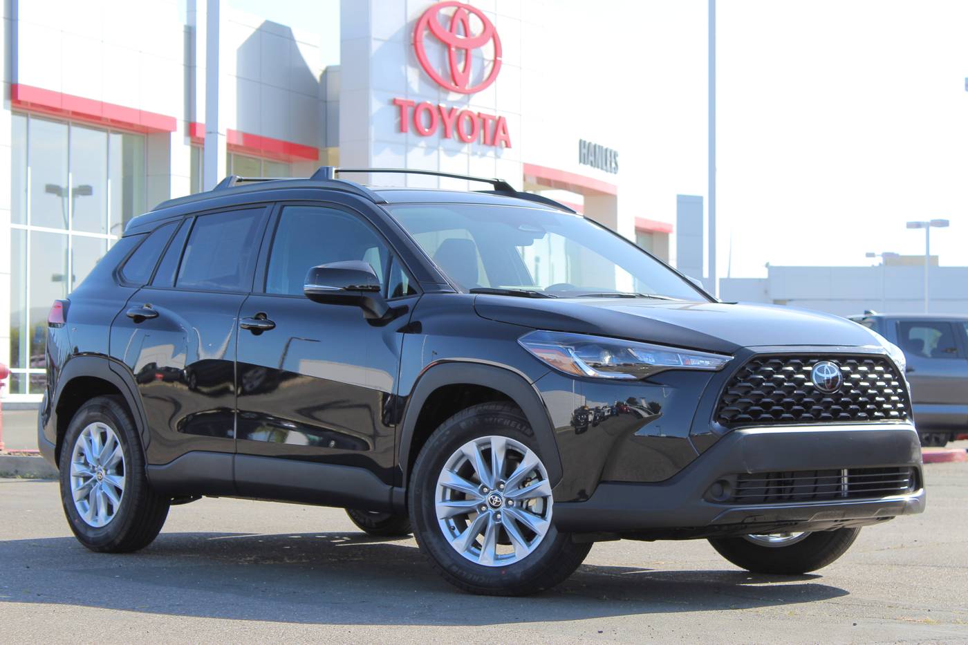 2025 Toyota Corolla Cross LE — SUV — 10 mi — Fairfield, CA