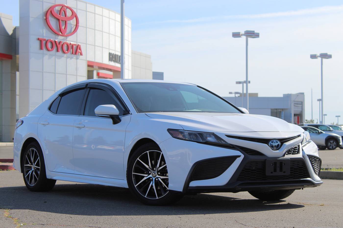 2023 Toyota Camry Hybrid SE — Sedan — 59,763 mi — Fairfield, CA