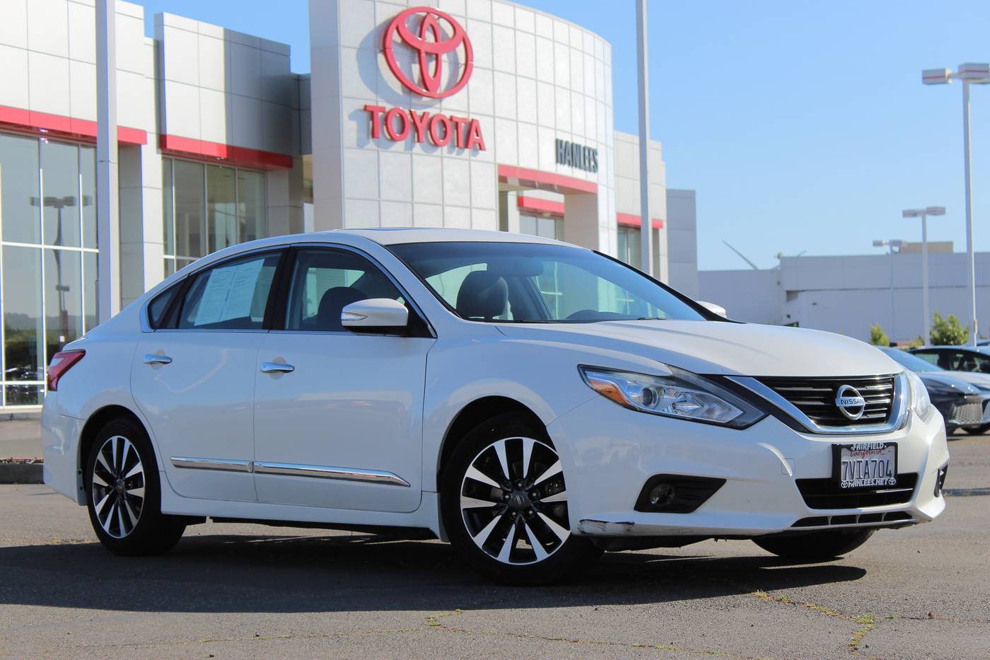 2016 Nissan Altima 2.5 SV — Sedan — 124,721 mi — Fairfield, CA