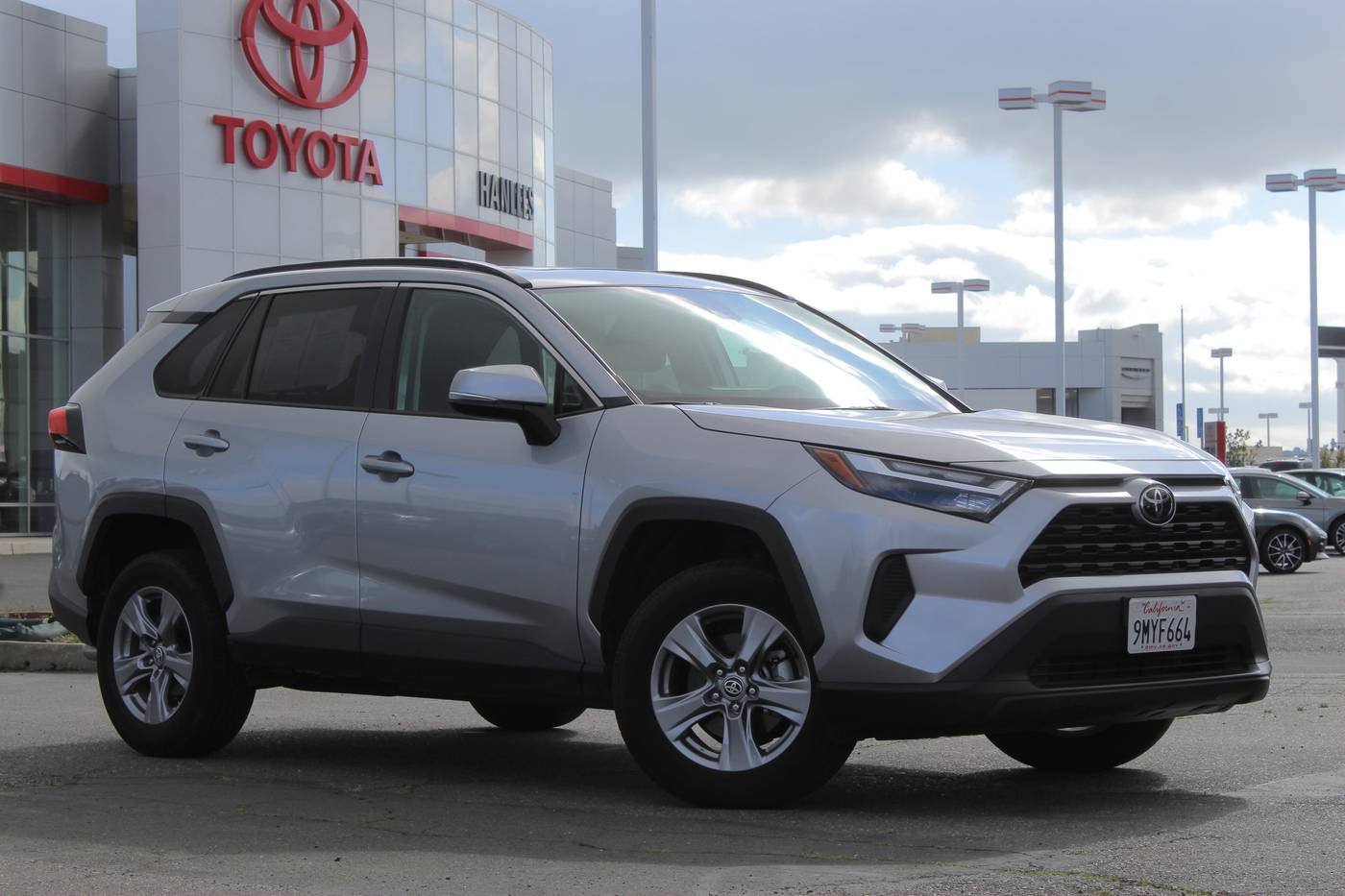 2024 Toyota RAV4 XLE — SUV — 16,372 mi — Fairfield, CA