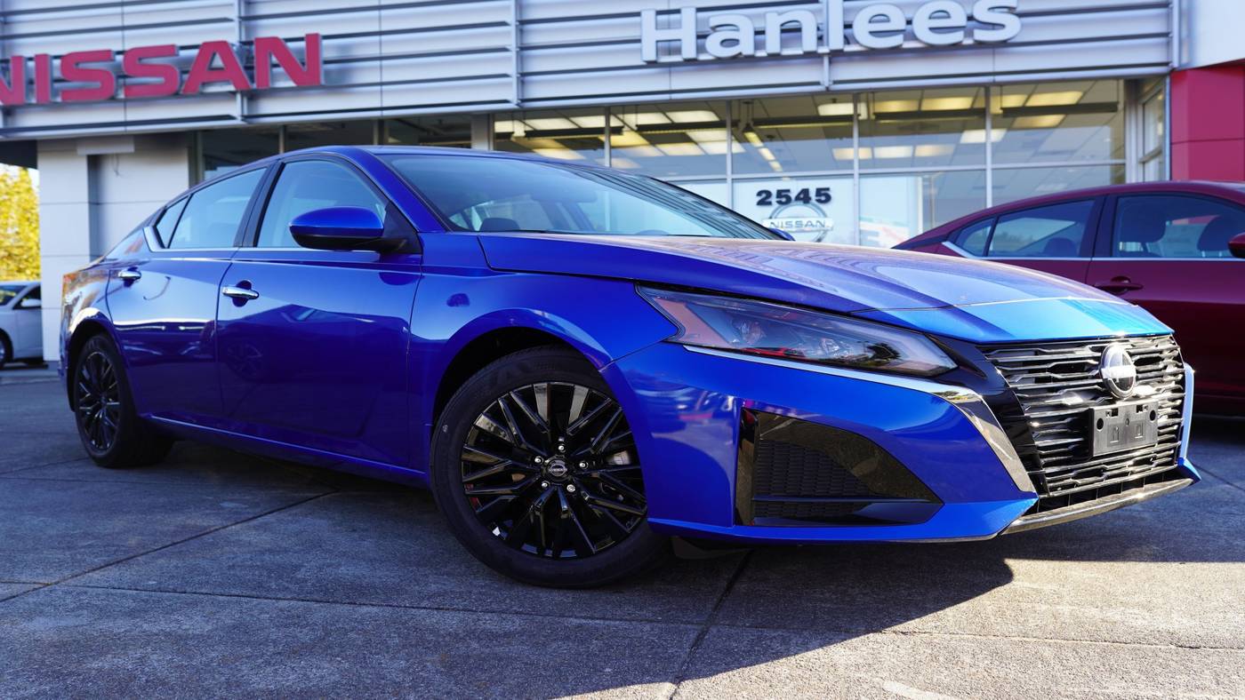 2025 Nissan Altima SV — Sedan — 2,680 mi — Fairfield, CA