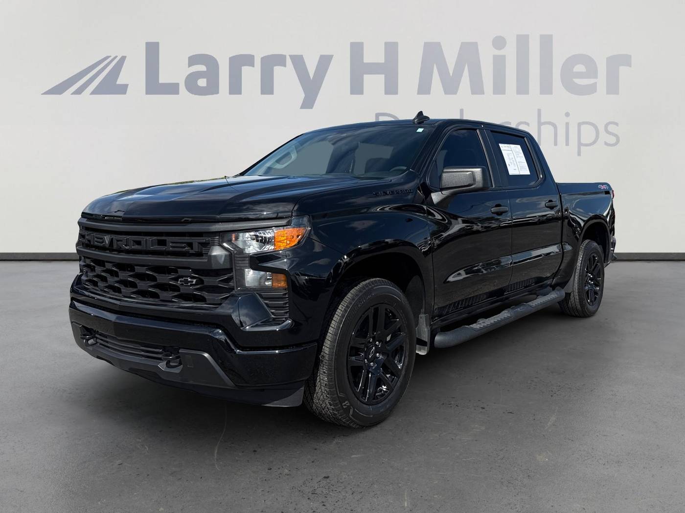 2024 Chevrolet Silverado 1500 Custom — Pickup Truck — 14,084 mi — Albuquerque, NM