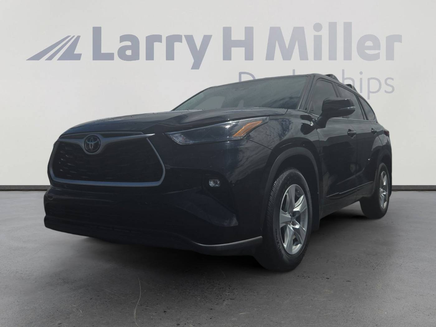 2023 Toyota Highlander L — SUV — 33,188 mi — Albuquerque, NM