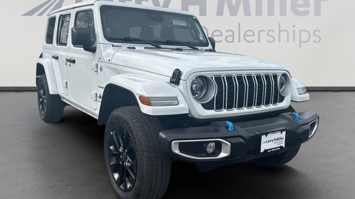 2024 Jeep Wrangler Sahara — SUV — 25,255 mi — Albuquerque, NM