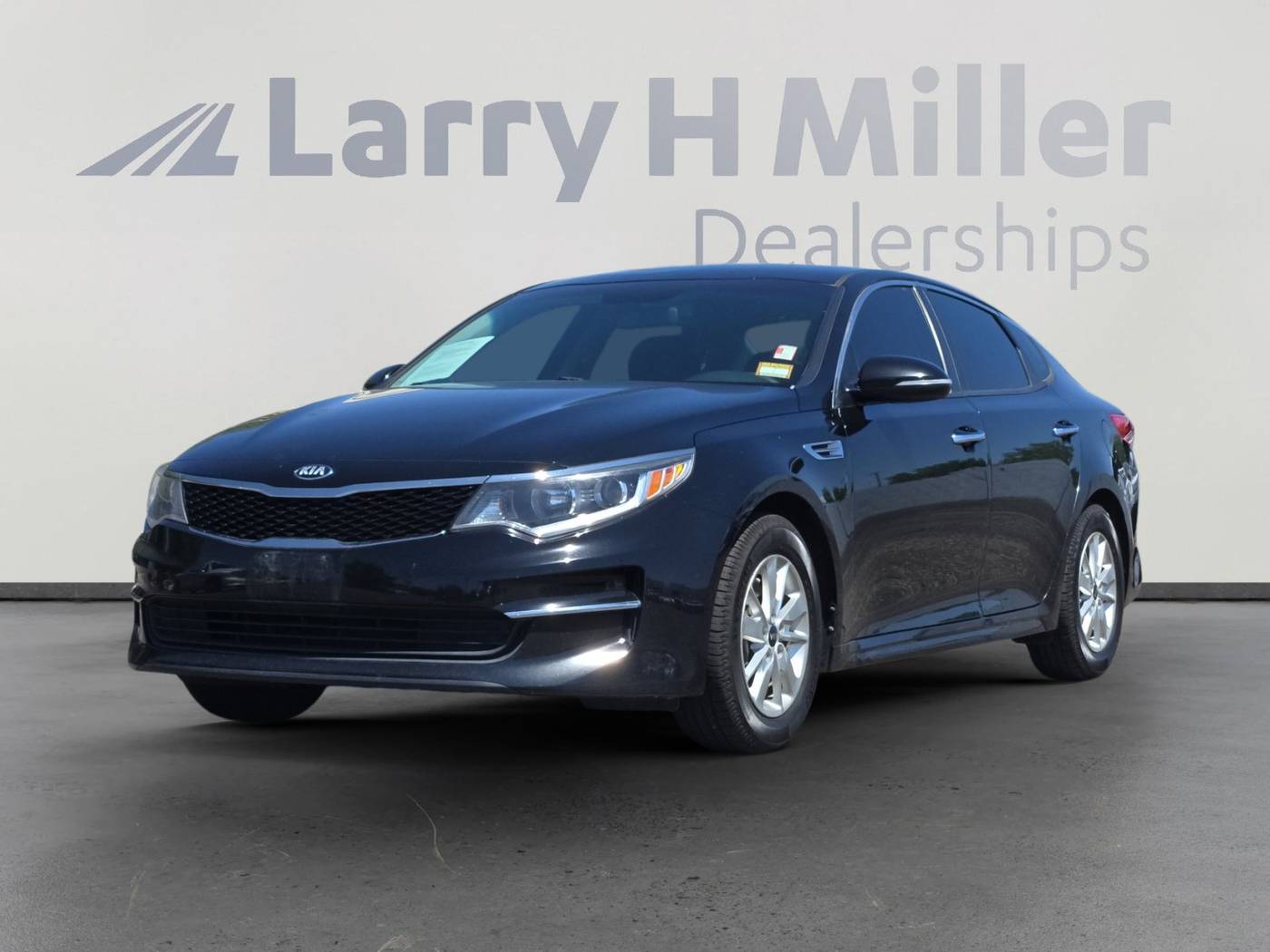 2018 Kia Optima LX — Sedan — 84,323 mi — Albuquerque, NM