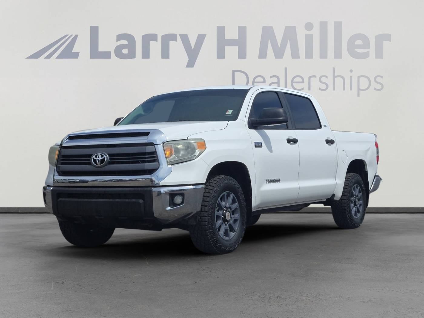 2014 Toyota Tundra SR5 — Pickup Truck — 111,455 mi — Albuquerque, NM