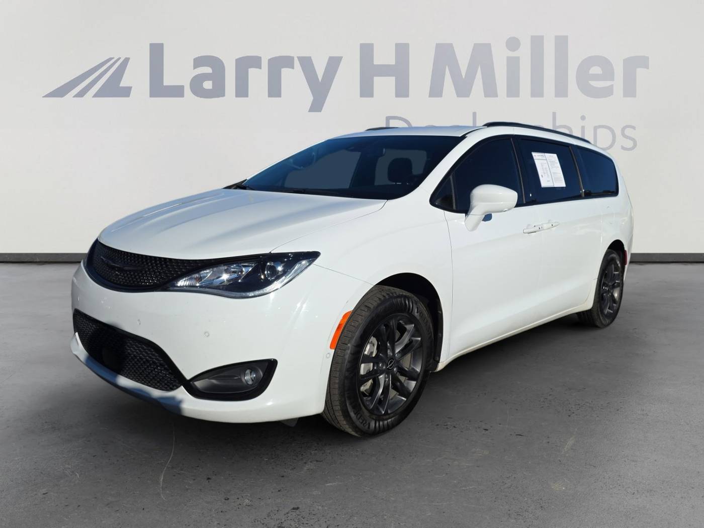 2020 Chrysler Pacifica Launch Edition — Minivan — 55,568 mi — Albuquerque, NM