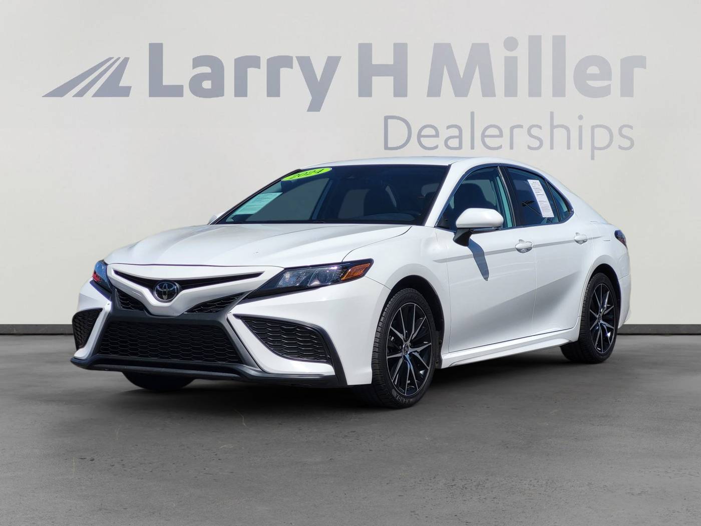 2024 Toyota Camry SE — Sedan — 49,540 mi — Albuquerque, NM