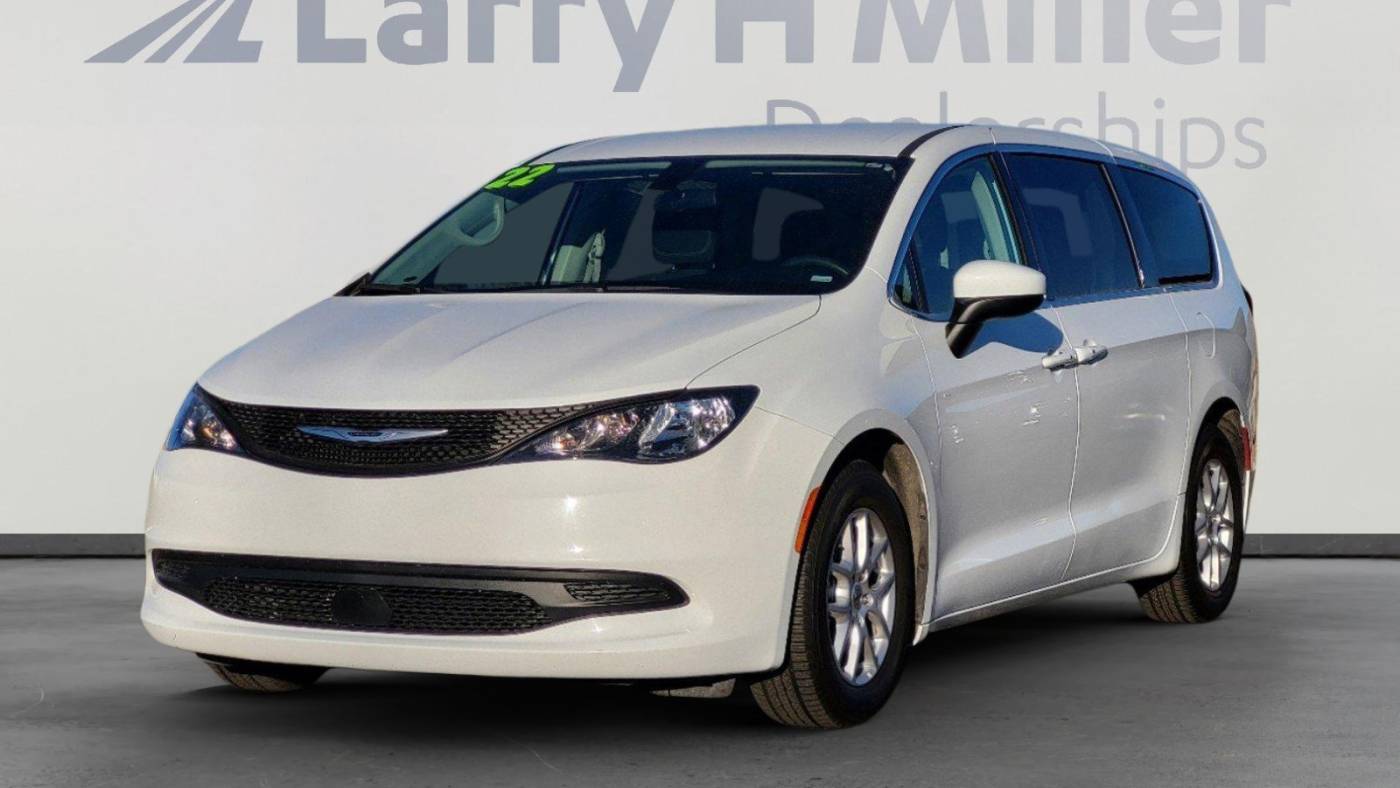 2022 Chrysler Voyager LX — Minivan — 70,276 mi — Albuquerque, NM