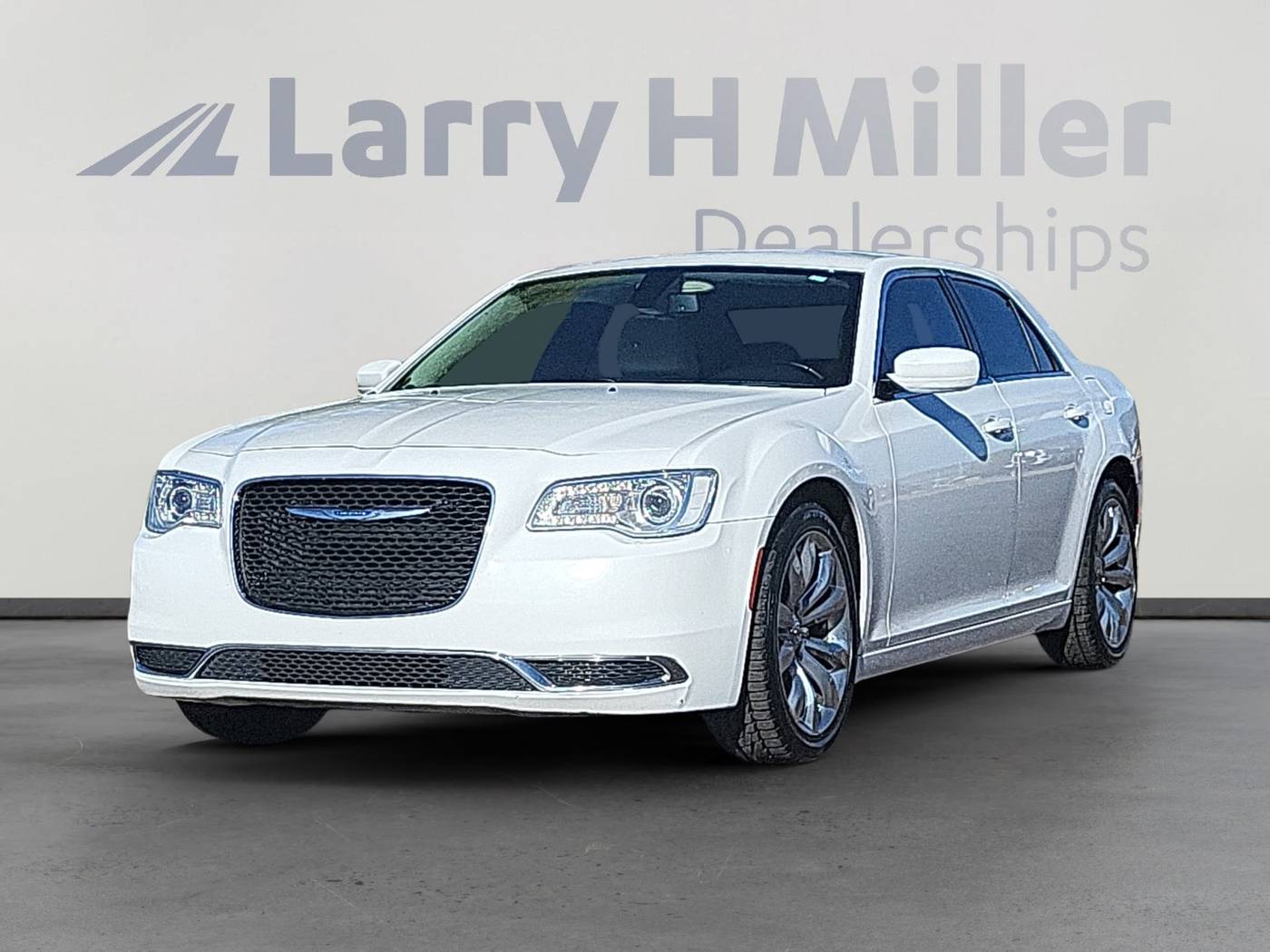 2017 Chrysler 300 Limited — Sedan — 87,546 mi — Albuquerque, NM