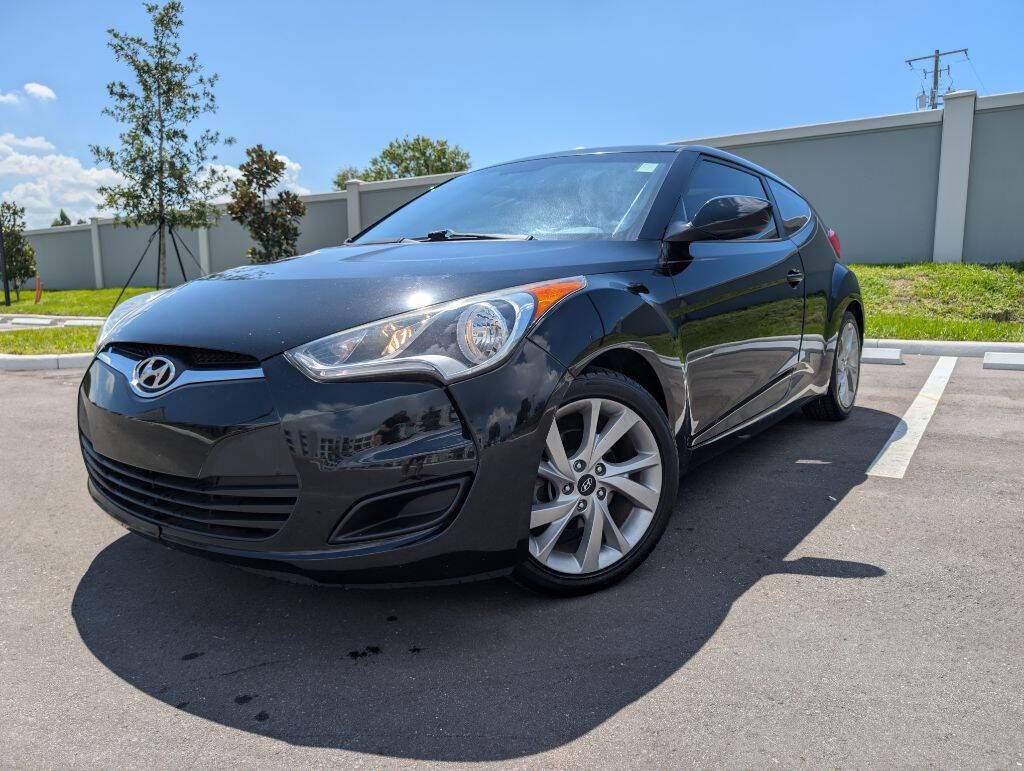 2016 Hyundai Veloster Base — Hatchback — 62,103 mi — Tampa, FL