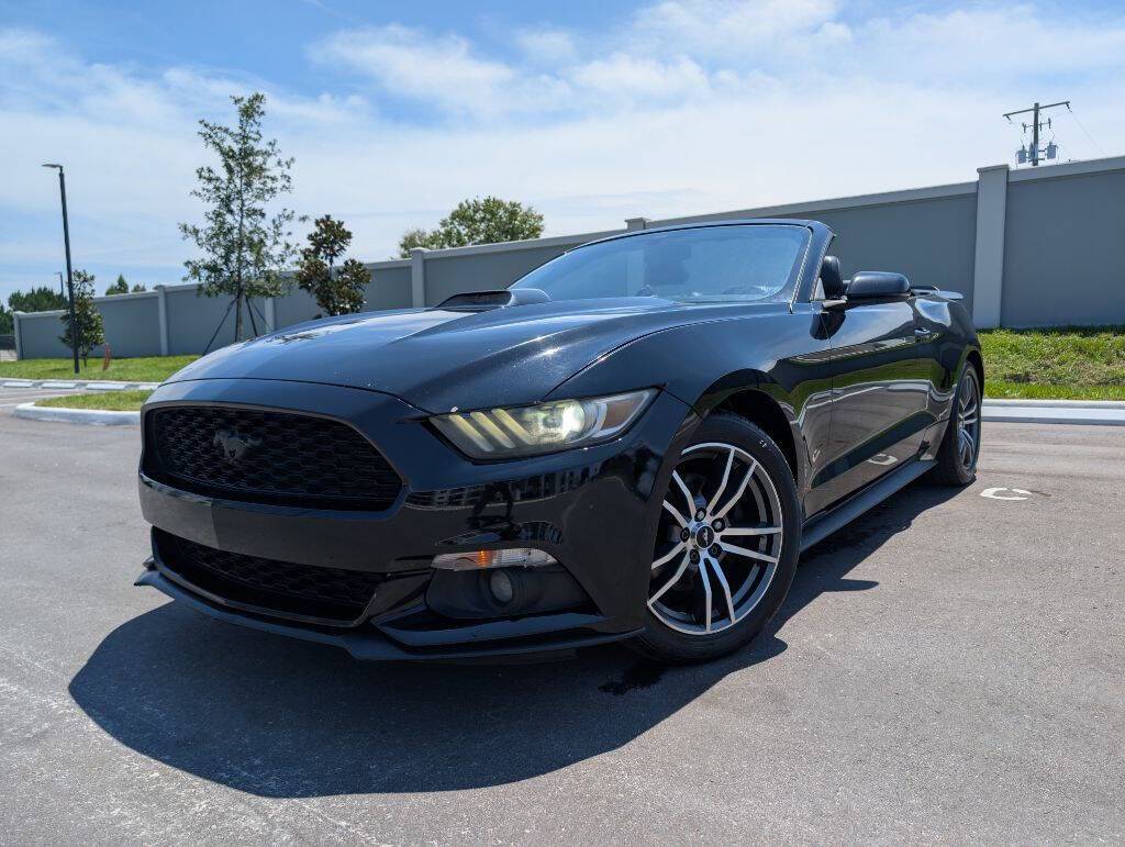2015 Ford Mustang EcoBoost Premium — Convertible — 119,803 mi — Tampa, FL