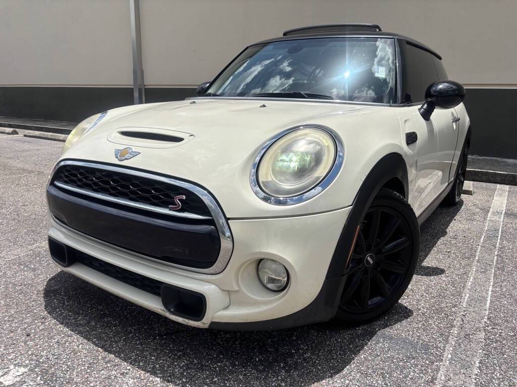 2017 MINI Hardtop Cooper S — Hatchback — 101,917 mi — Tampa, FL