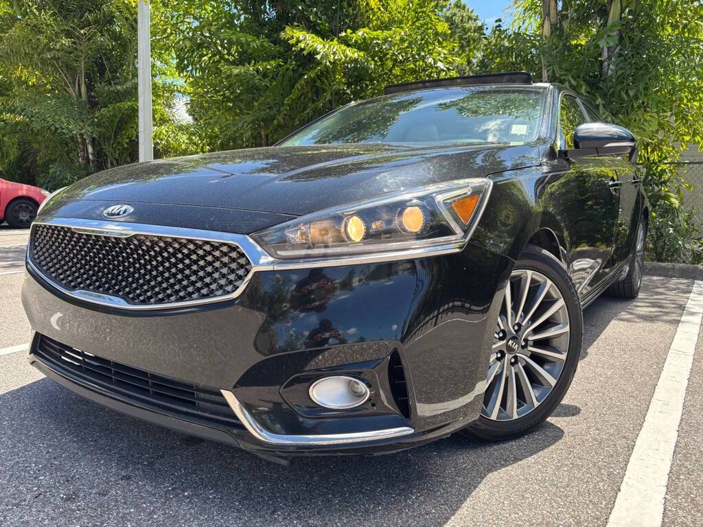 2017 Kia Cadenza Premium — Sedan — 72,871 mi — Tampa, FL