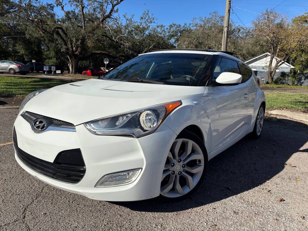 2013 Hyundai Veloster Base — Hatchback — 141,415 mi — Tampa, FL