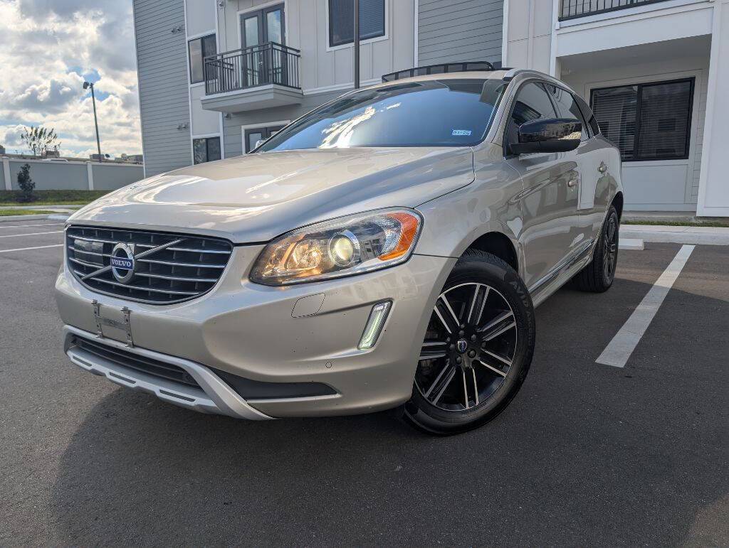 2017 Volvo XC60 Dynamic — SUV — 150,556 mi — Tampa, FL