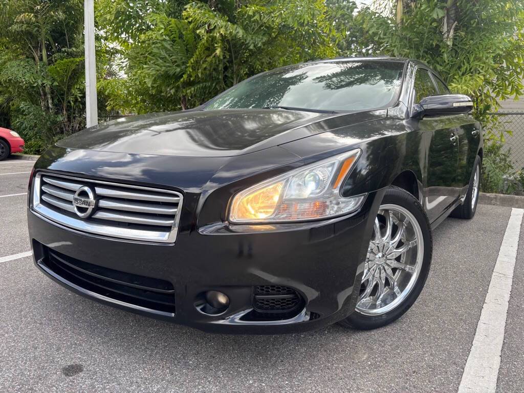 2014 Nissan Maxima SV — Sedan — 140,071 mi — Tampa, FL