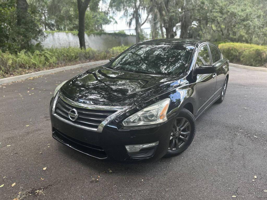 2015 Nissan Altima 2.5 S — Sedan — 131,797 mi — Tampa, FL
