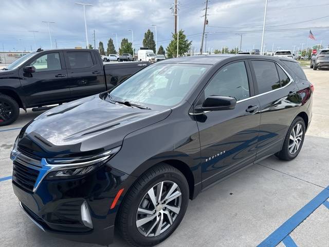 2022 Chevrolet Equinox LT — SUV — 25,298 mi — Lawrence, KS