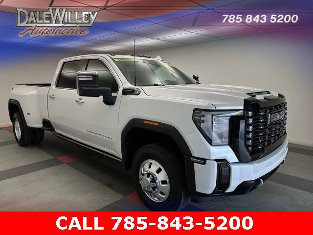 2025 GMC Sierra 3500HD Denali Ultimate — Pickup Truck — 27,457 mi — Lawrence, KS