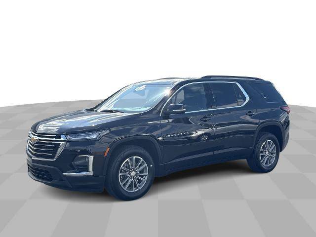 2023 Chevrolet Traverse LT Cloth — SUV — 17,506 mi — Center Line, MI