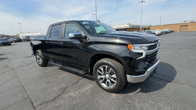 2024 Chevrolet Silverado 1500 LT — Pickup Truck — 15,822 mi — Center Line, MI