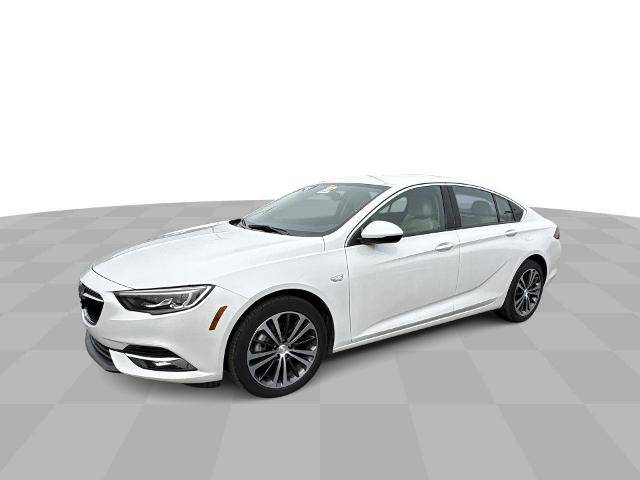 2020 Buick Regal Sportback Essence — Hatchback — 86,199 mi — Center Line, MI