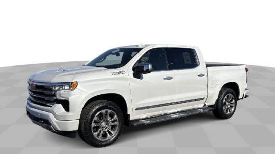 2024 Chevrolet Silverado 1500 High Country — Pickup Truck — 20,186 mi — Center Line, MI
