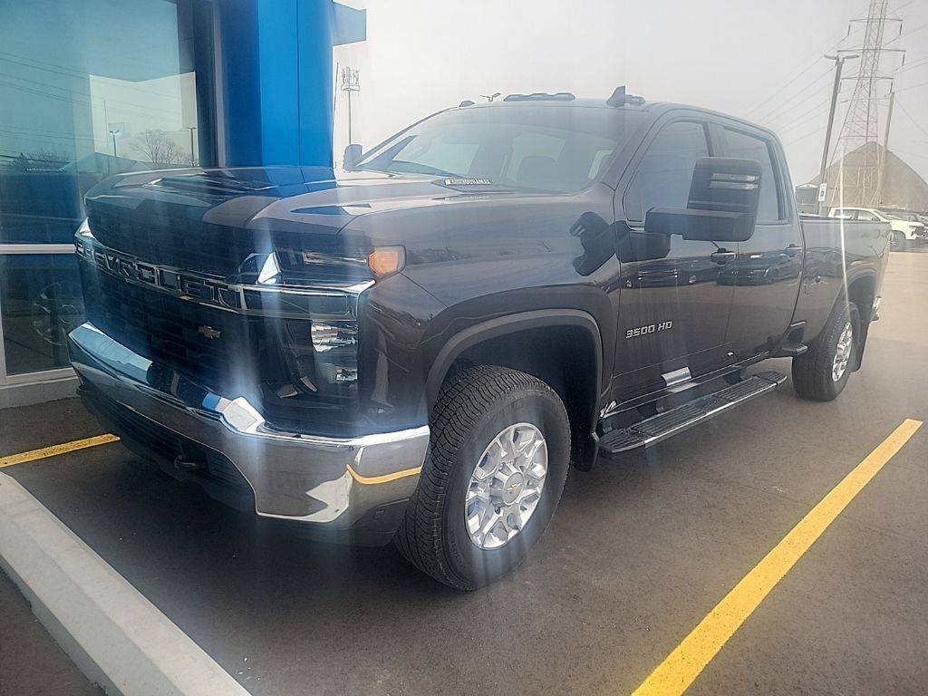 2022 Chevrolet Silverado 3500HD LT — Pickup Truck — 125,465 mi — Royal Oak, MI