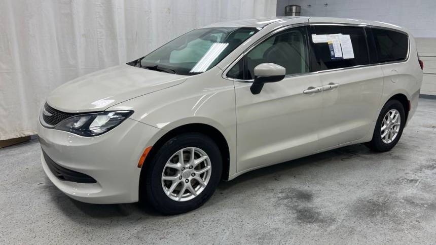 2017 Chrysler Pacifica Touring — Minivan — 120,353 mi — Royal Oak, MI
