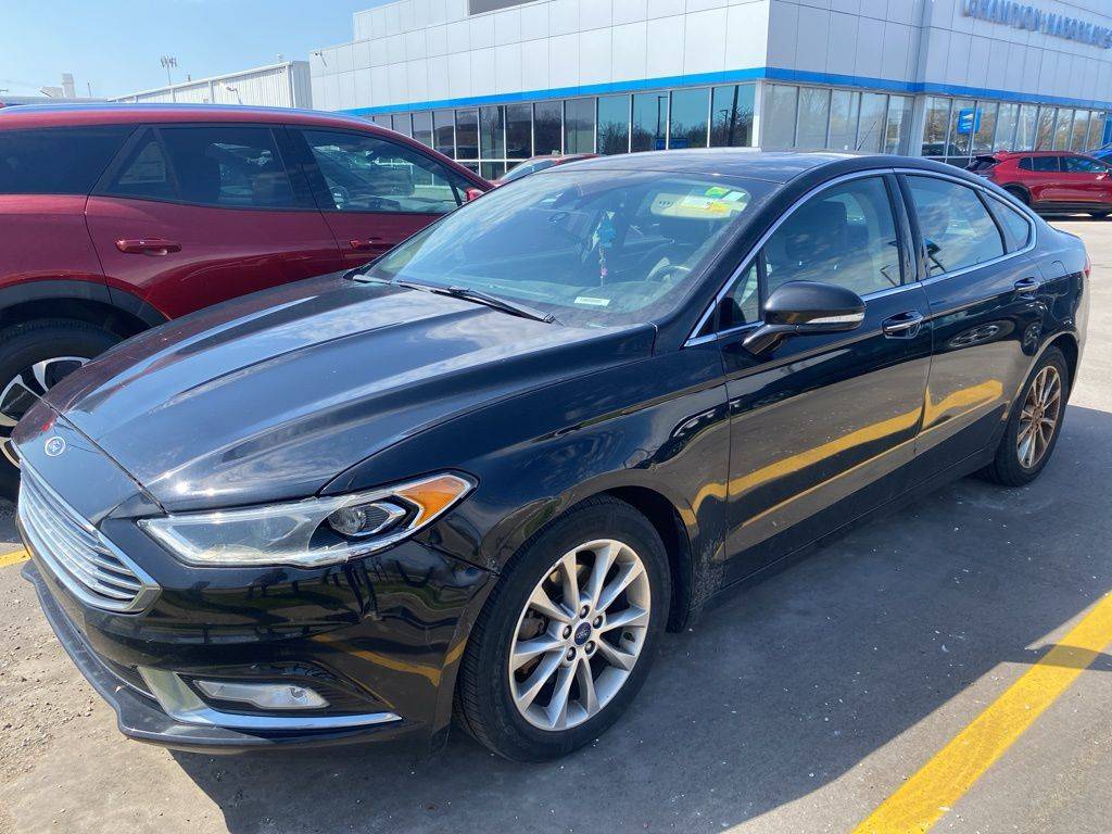 2017 Ford Fusion SE — Sedan — 129,082 mi — Royal Oak, MI