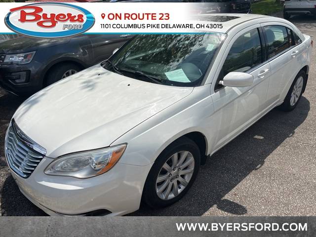 2011 Chrysler 200 Touring — Sedan — 77,611 mi — Delaware, OH