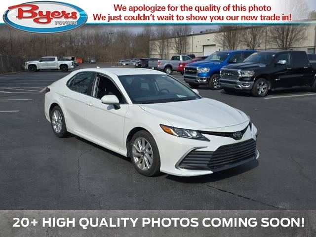 2023 Toyota Camry LE — Sedan — 23,307 mi — Delaware, OH