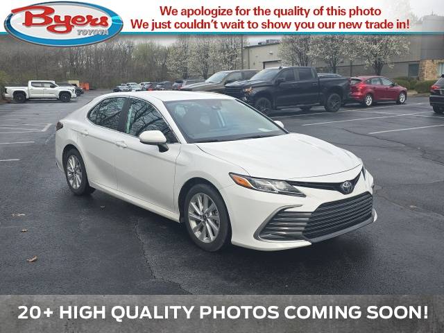2024 Toyota Camry LE — Sedan — 29,046 mi — Delaware, OH