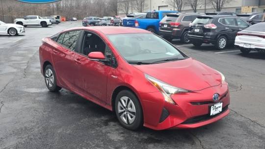 2017 Toyota Prius Three — Hatchback — 19,636 mi — Delaware, OH