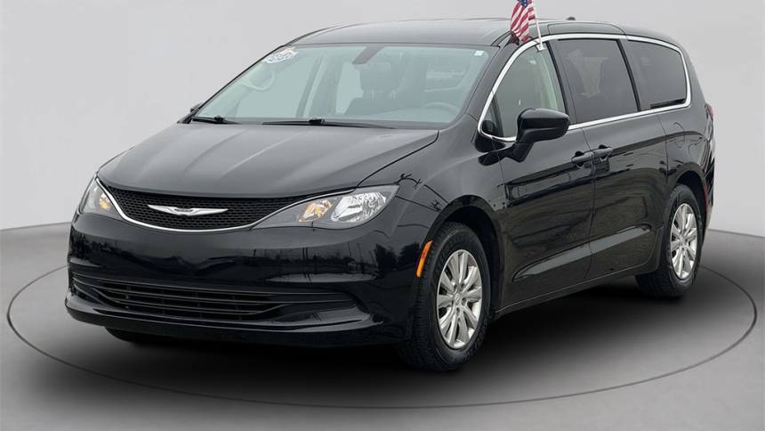 2020 Chrysler Voyager L — Minivan — 39,429 mi — Eastpointe, MI