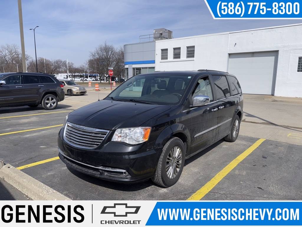 2015 Chrysler Town & Country Touring-L — Minivan — 181,654 mi — Eastpointe, MI