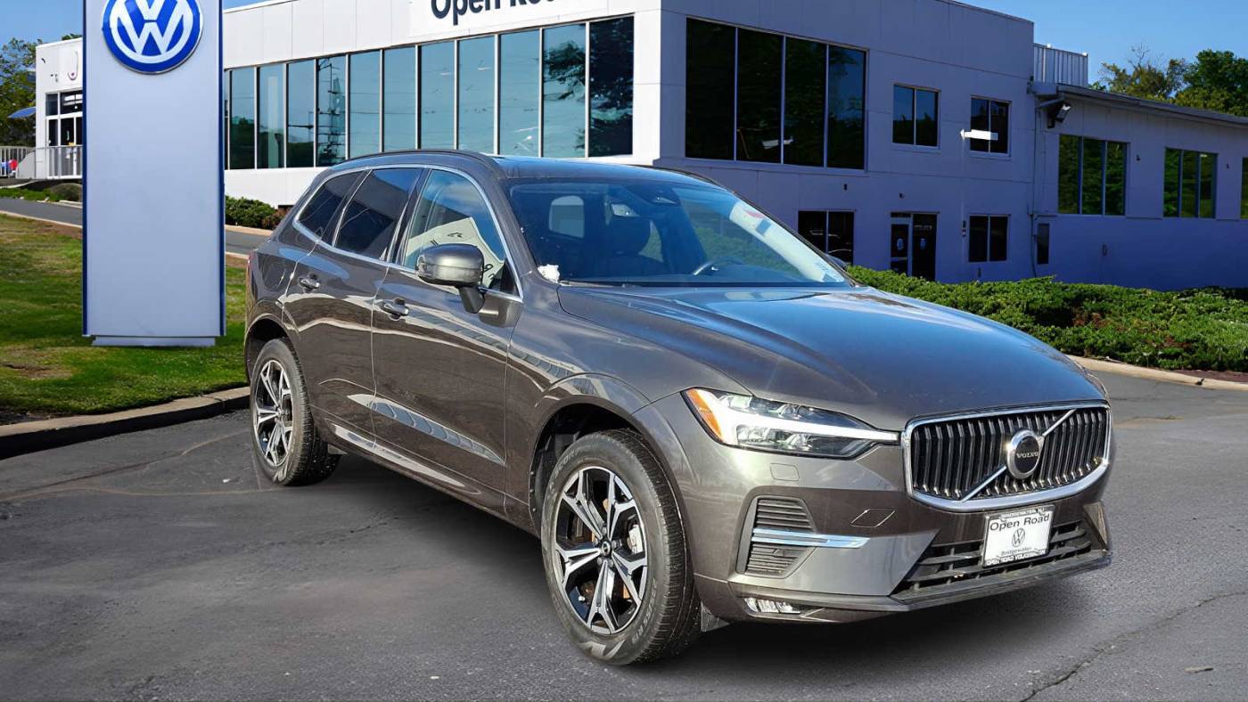 2022 Volvo XC60 Momentum — SUV — 28,742 mi — Bridgewater, NJ