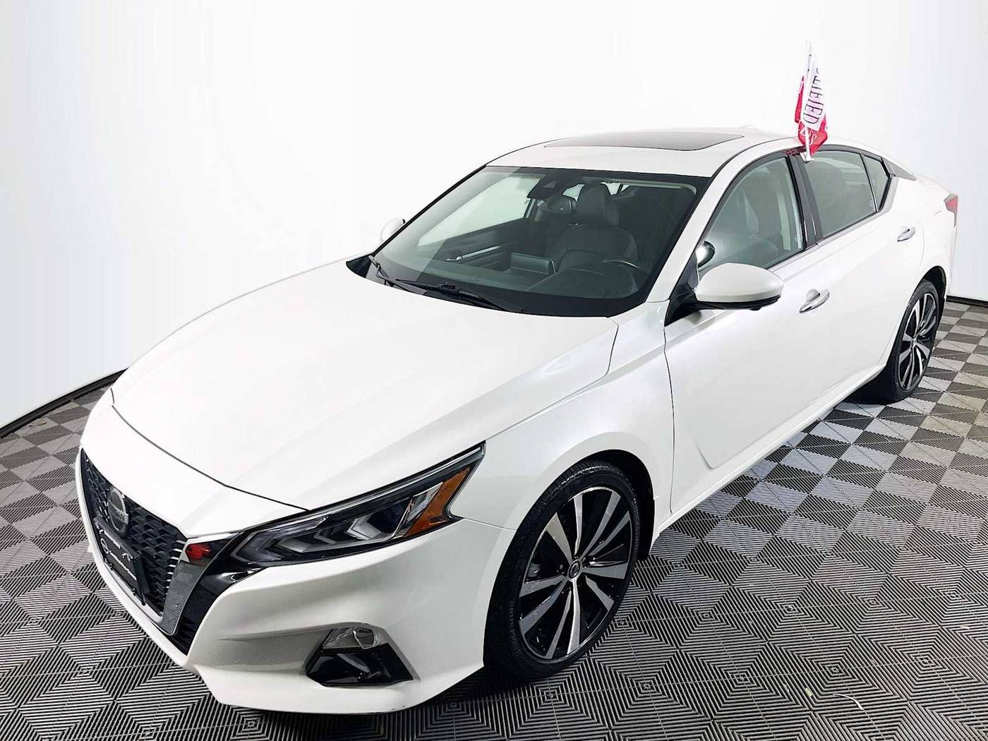 2021 Nissan Altima Platinum — Sedan — 25,268 mi — Keyport, NJ