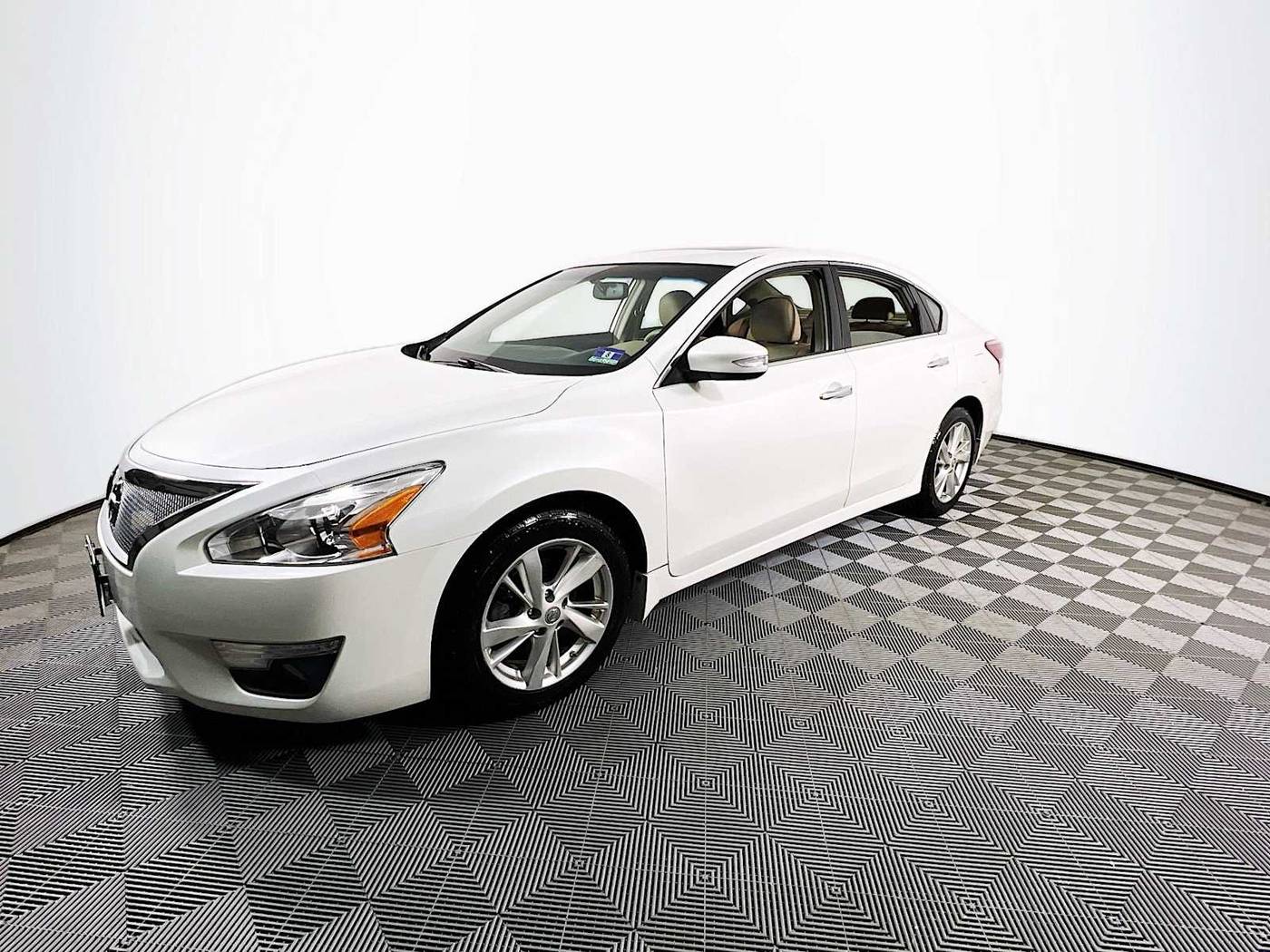 2013 Nissan Altima 2.5 SL — Sedan — 123,140 mi — Keyport, NJ