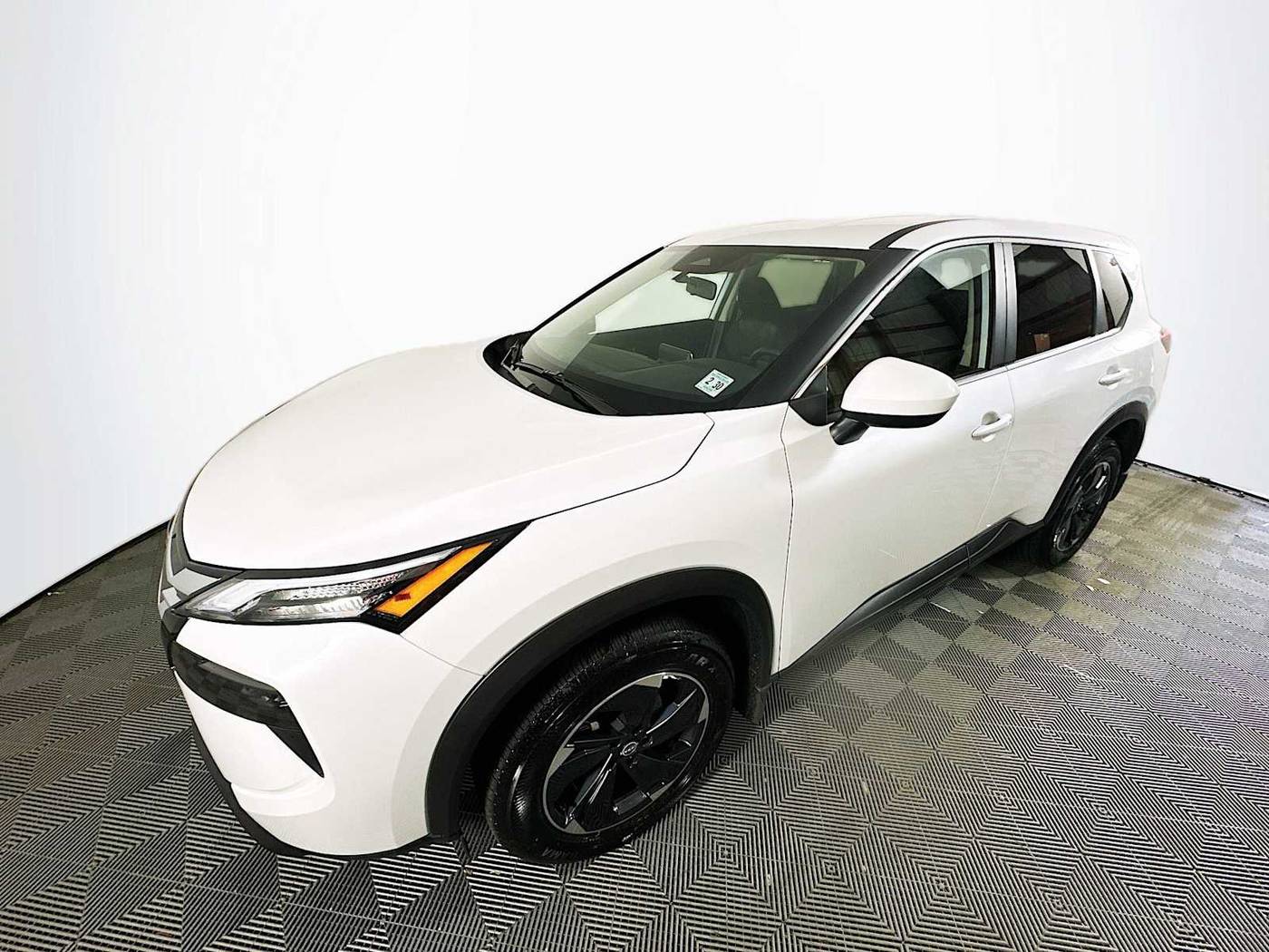 2025 Nissan Rogue SV — SUV — 6,293 mi — Keyport, NJ