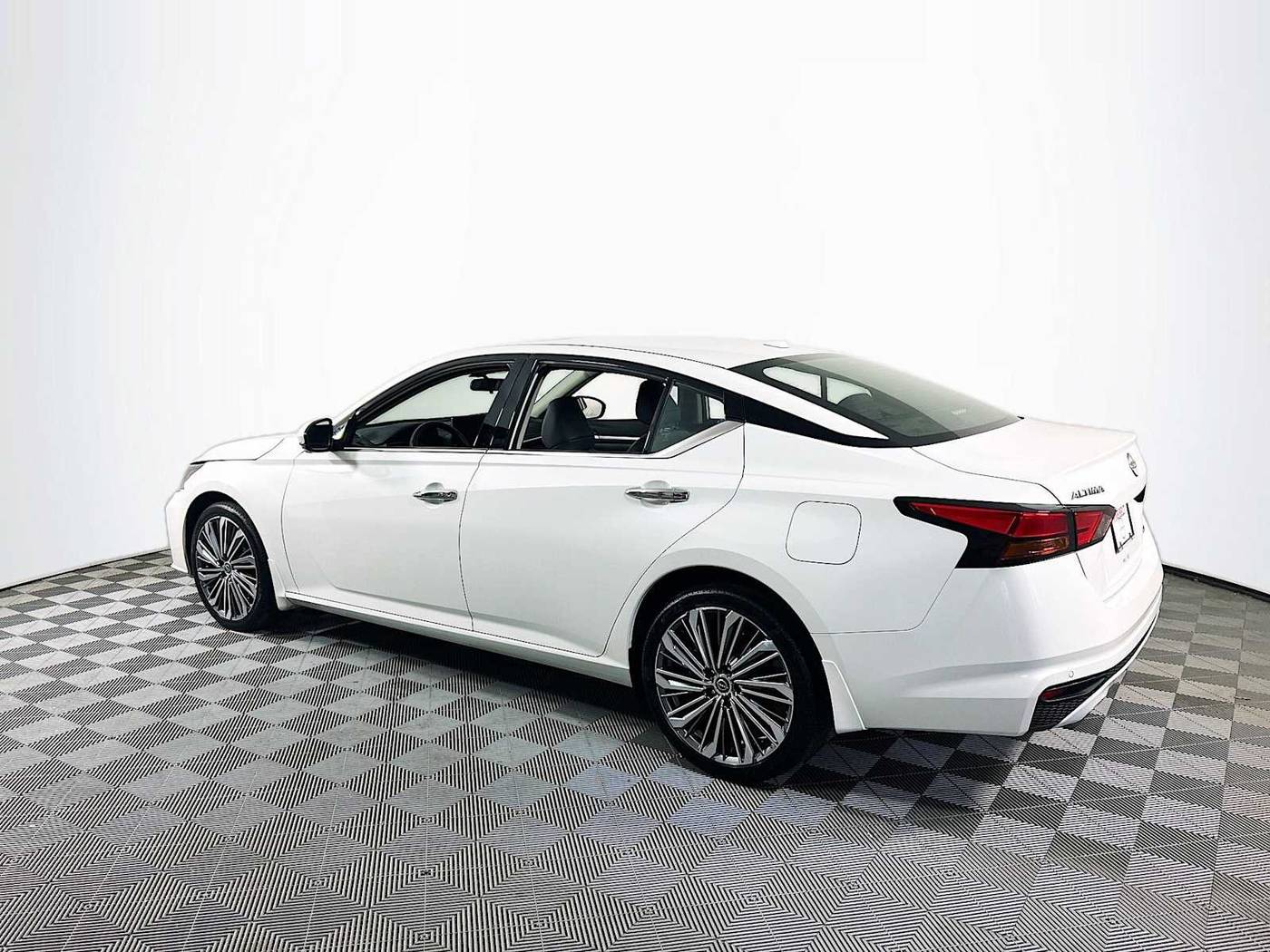 2024 Nissan Altima SL — Sedan — 10,331 mi — Keyport, NJ