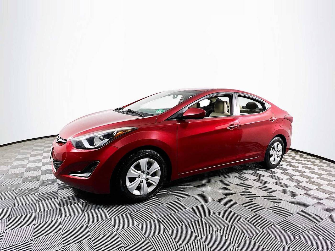 2016 Hyundai Elantra SE — Sedan — 102,047 mi — Keyport, NJ