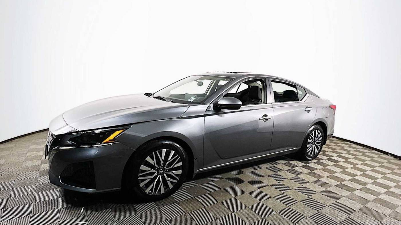 2024 Nissan Altima SV — Sedan — 7,686 mi — Keyport, NJ