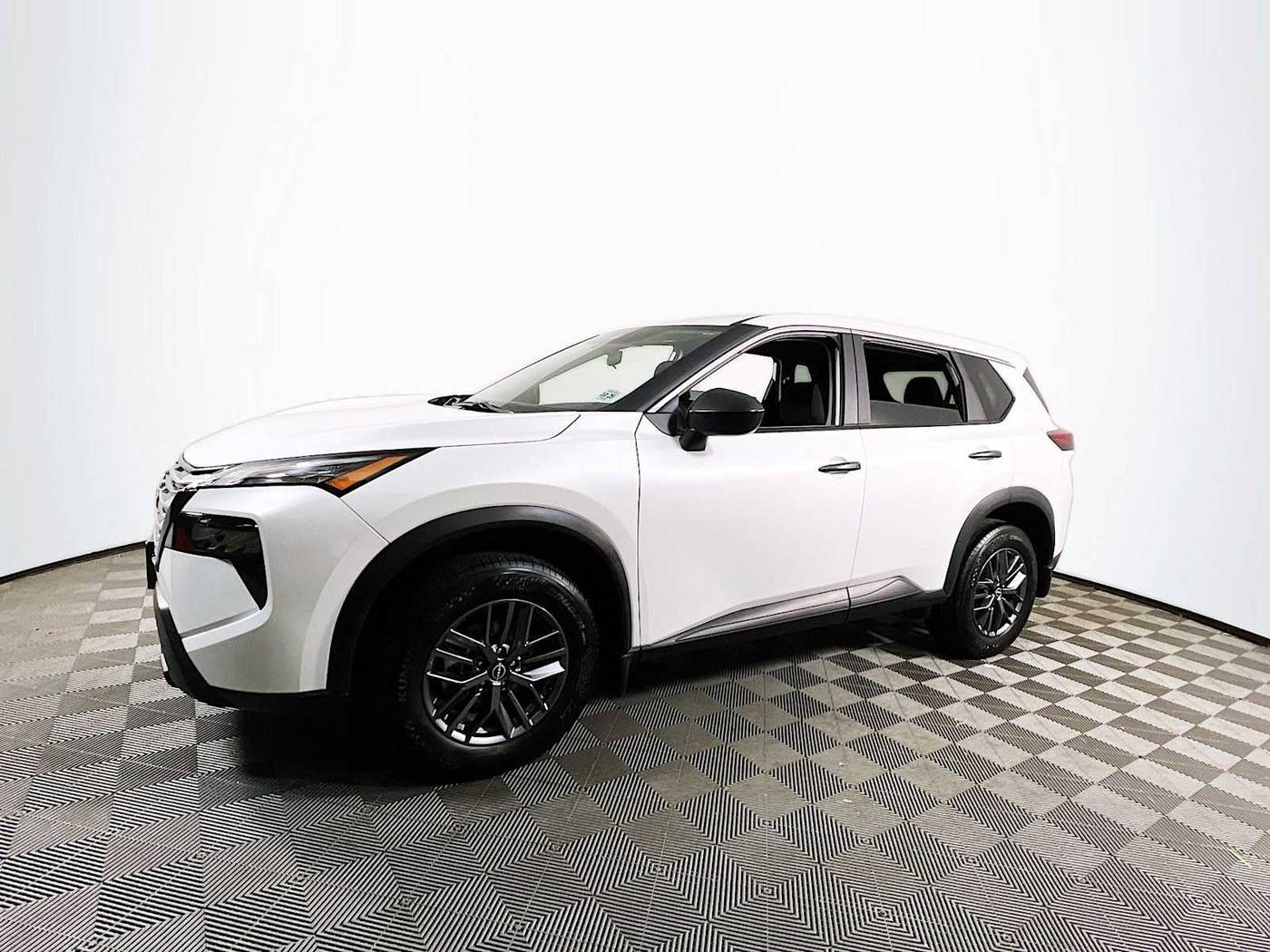 2024 Nissan Rogue S — SUV — 1,875 mi — Keyport, NJ