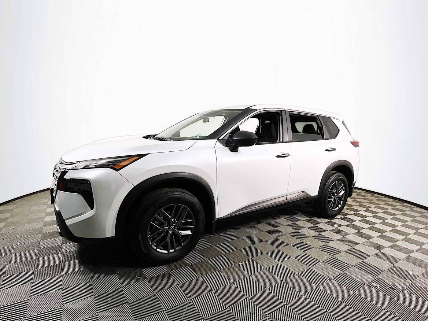 2024 Nissan Rogue S — SUV — 1,228 mi — Keyport, NJ