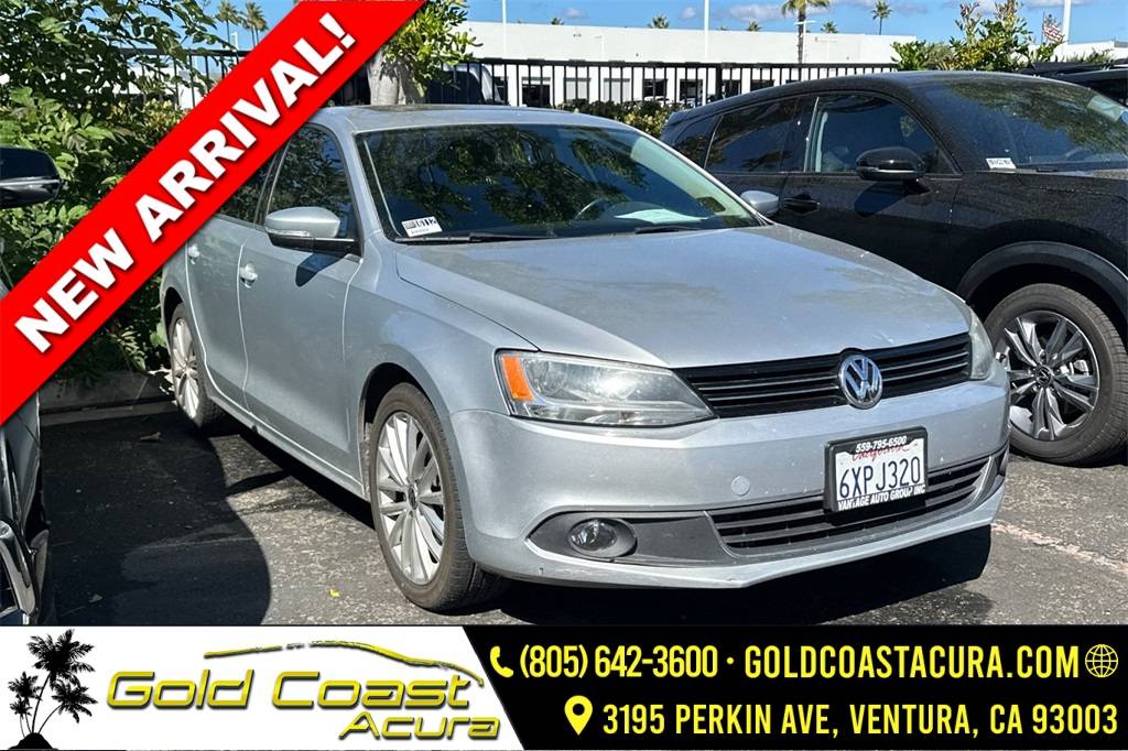 2012 Volkswagen Jetta SEL — Sedan — 123,270 mi — Ventura, CA