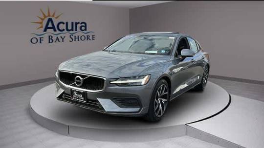 2020 Volvo S60 Momentum — Sedan — 42,605 mi — Bay Shore, NY